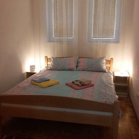 Apartman Jevtic 1 Gornja Toplica Ngoại thất bức ảnh